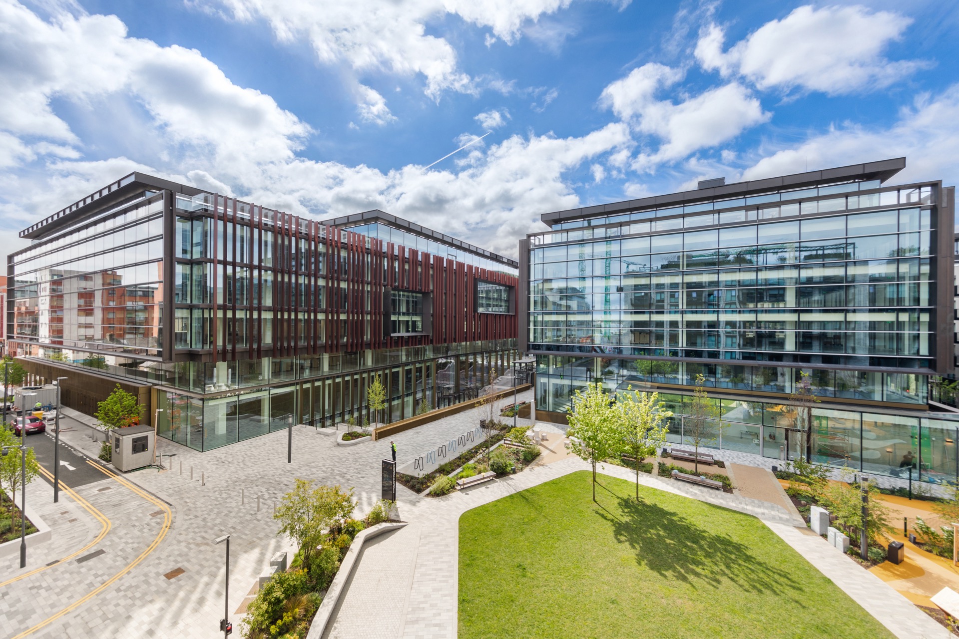 STEP INTO NEXT-GEN WORKSPACES